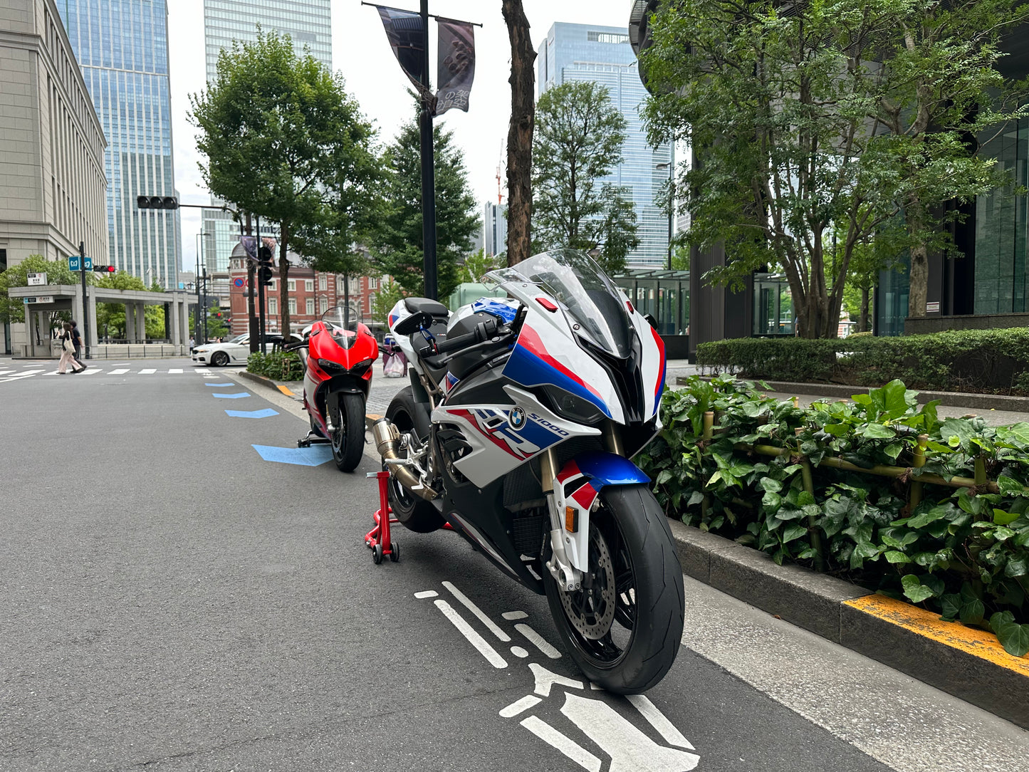 BMW S1000RR