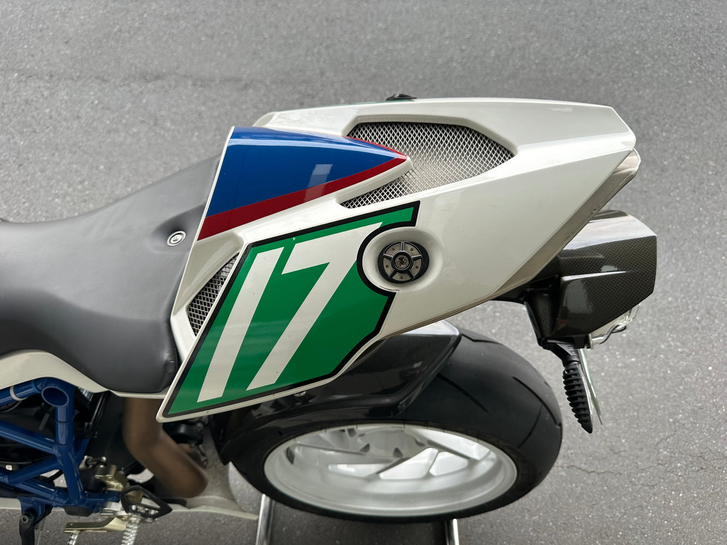 BMW HP2 Sport Limited