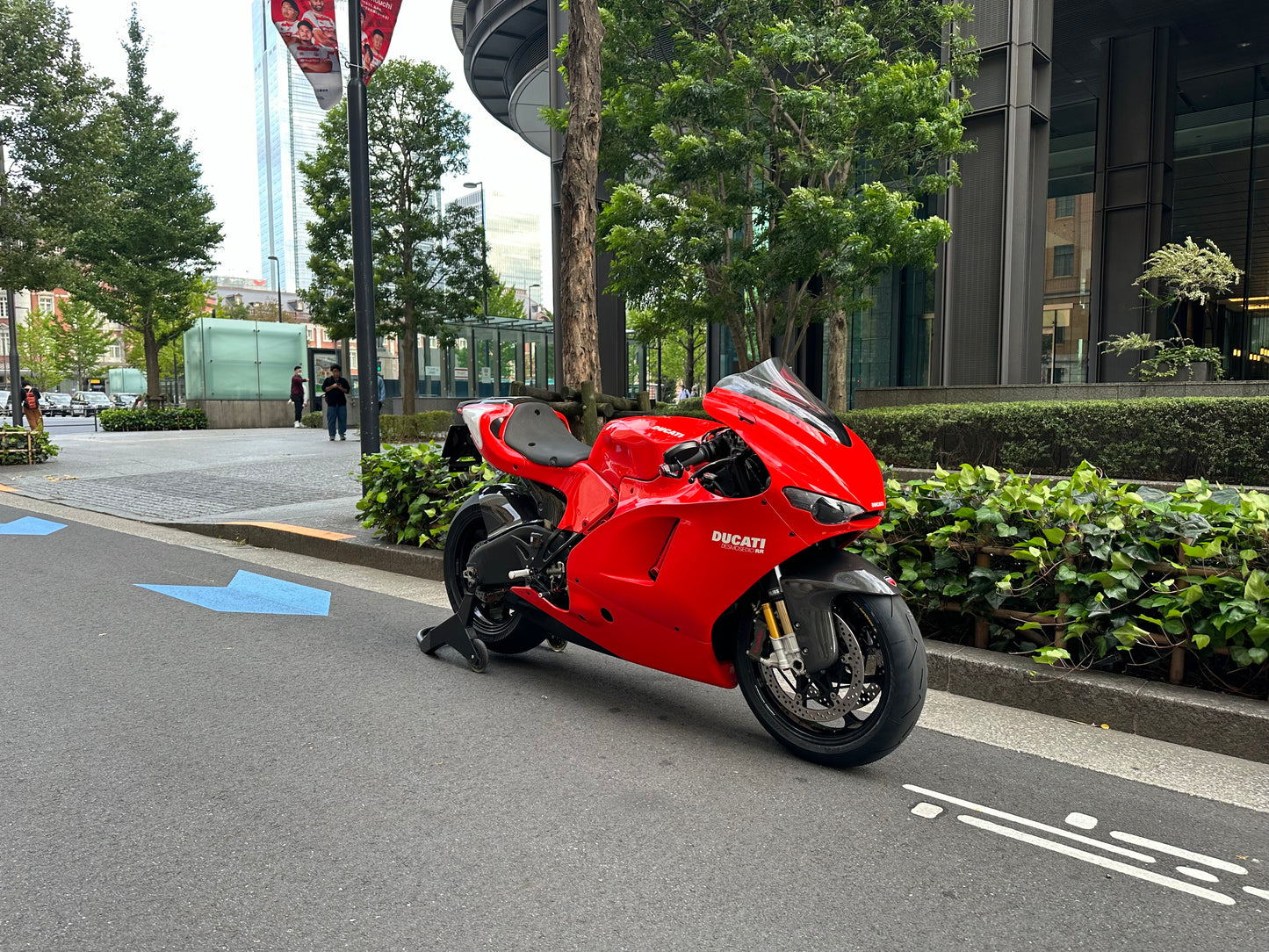 DUCATI Desmosedici RR